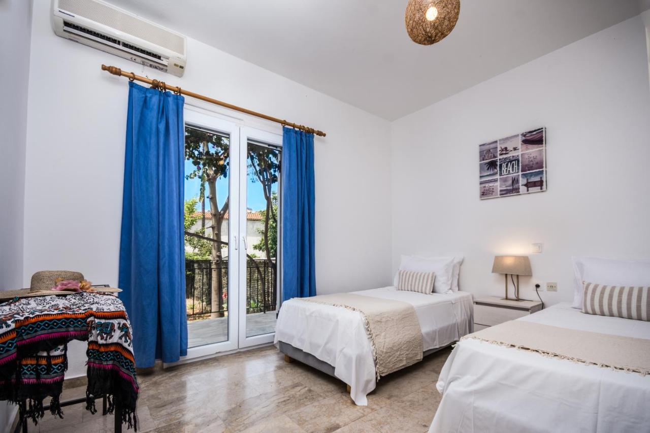 Irini Apartments And Studios Agios Gordios  Exteriör bild